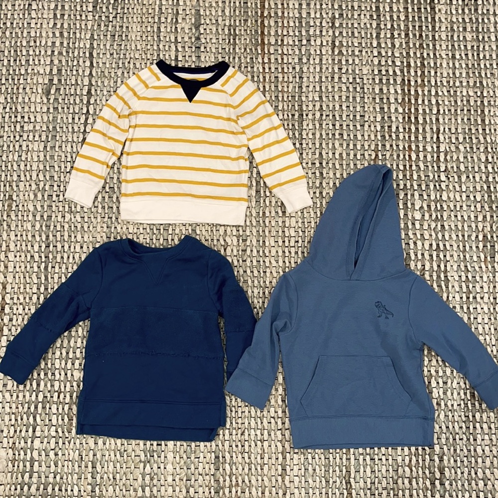 Toddler boys LOT of sweaters, 2t from cotton on, old navy & target